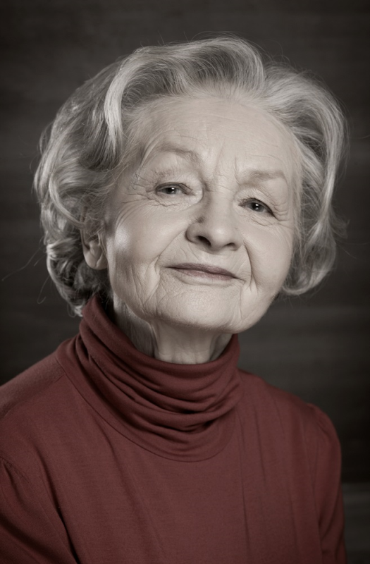 File:Pajusoo, Ester (foto Herkki-Erich Merila, allikas Eesti Draamateater).jpg